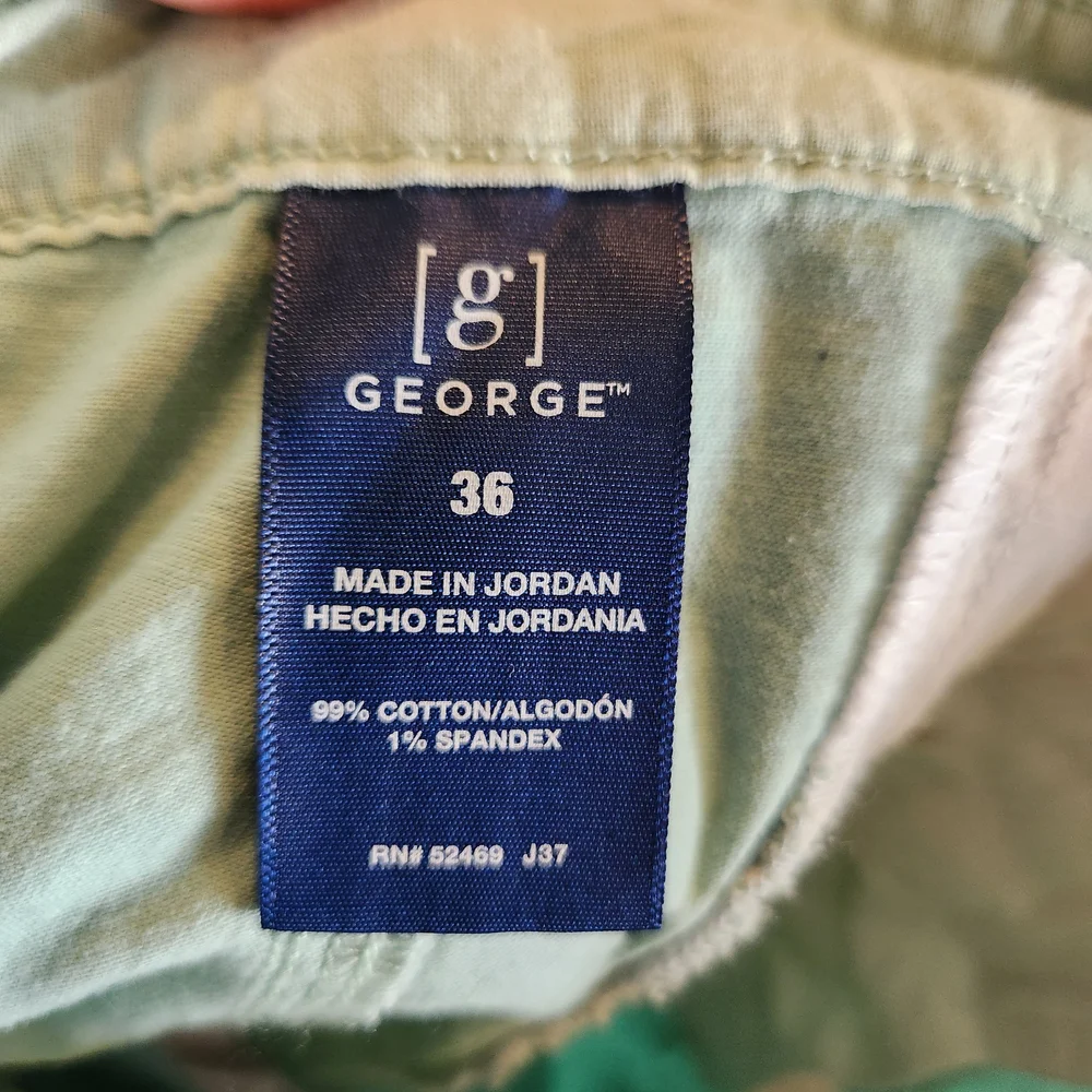 George Mint Green Patterned Men's Shorts Size 36 Euc